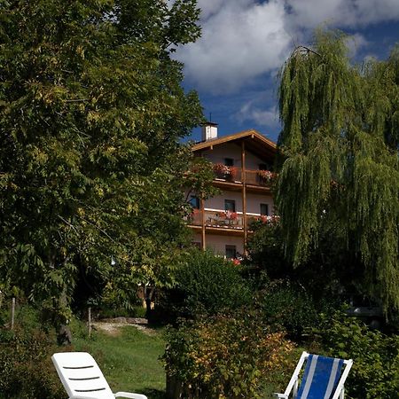 Albergo Bellaria Carano  Buitenkant foto