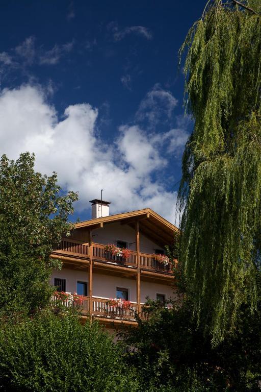 Albergo Bellaria Carano  Buitenkant foto